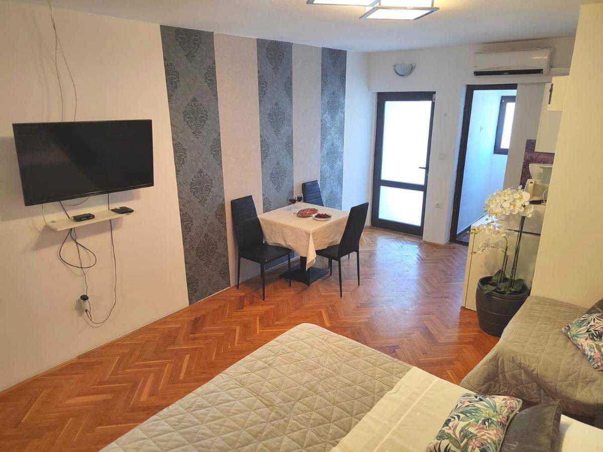 Apartment Mladenka Visnjik 자다르 외부 사진